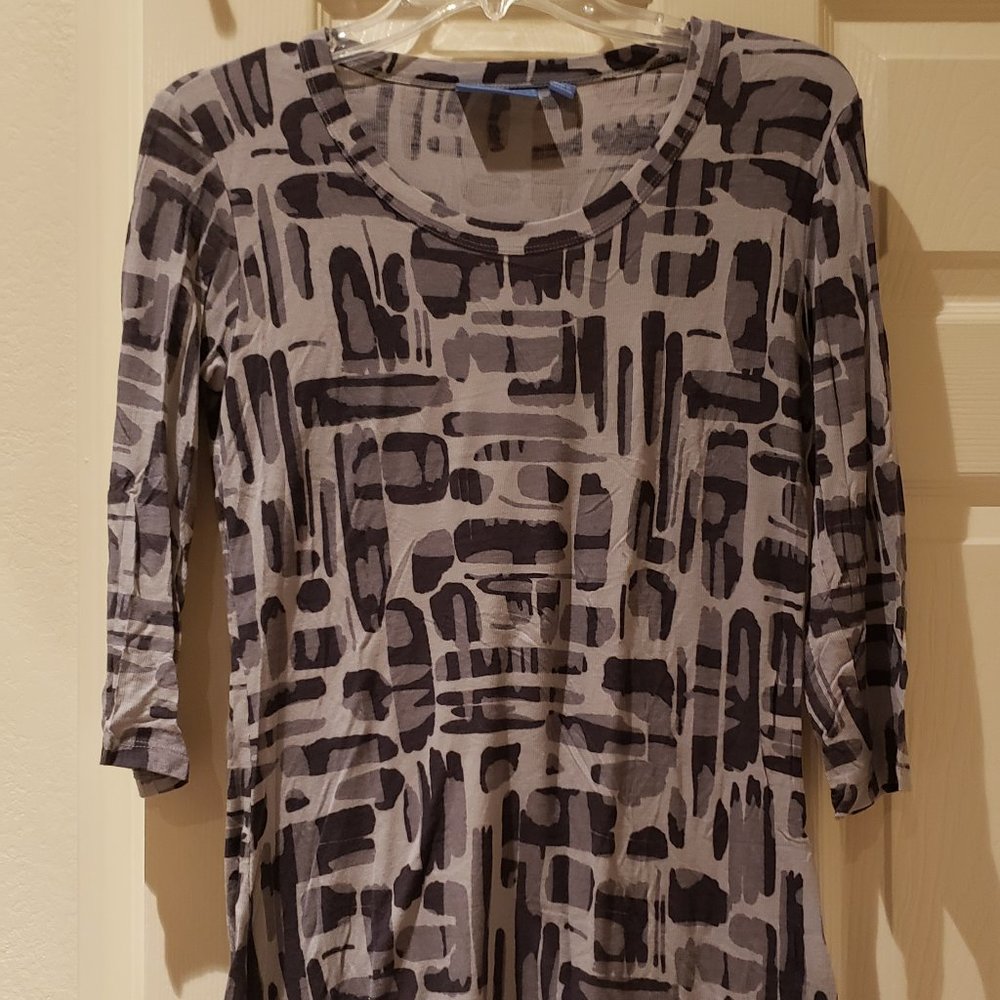 Vera Wang Simply Vera Abstract Gray & Black Blouse Top Shirt-Size M